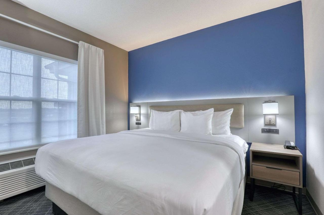 Comfort Suites Milwaukee Airport Oak Creek Exterior foto